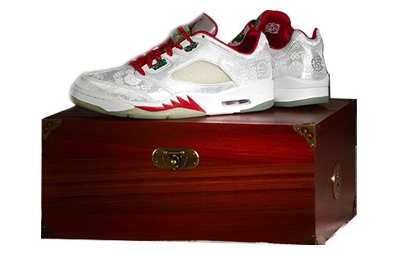 Air Jordan 5 Low x CLOT 'White Silk'  1551183 - Image 2