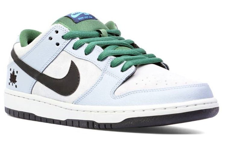 Nike SB Dunk Low Premium 'Maple Leaf' 313170-021 - Image 2