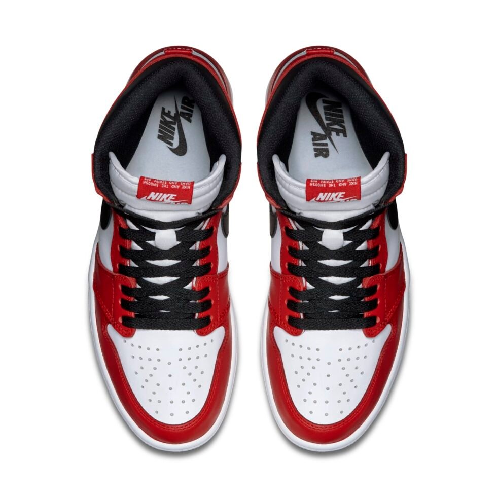 Air Jordan 1 Retro High OG 'Chicago' 2015 555088-101 - Image 2