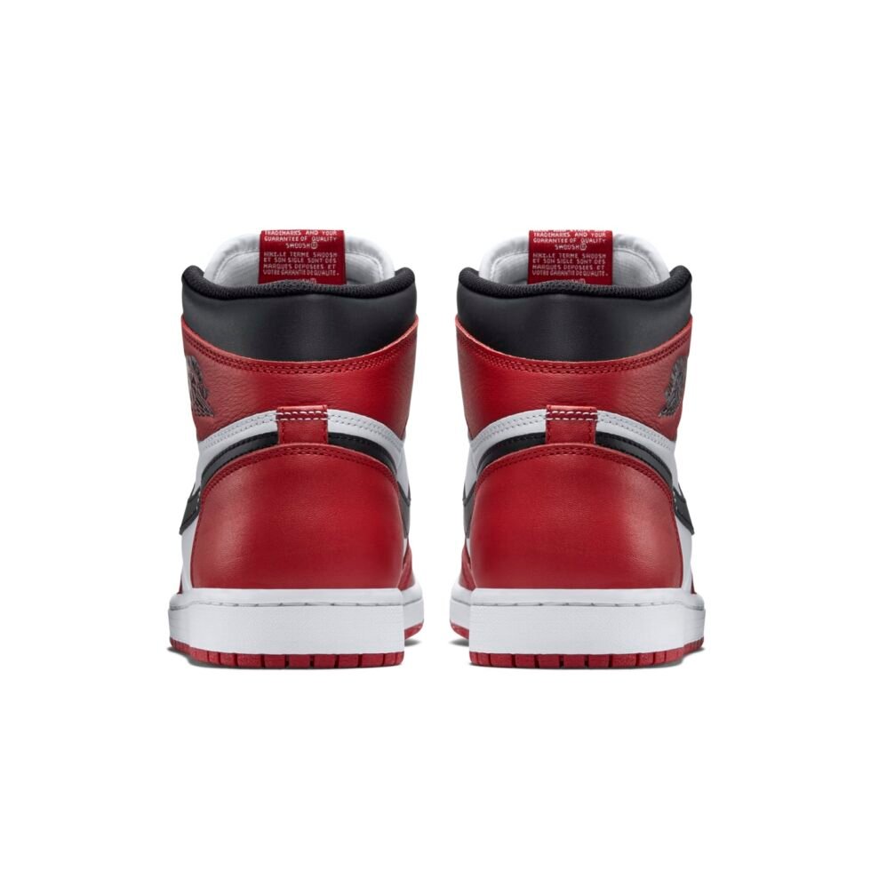 Air Jordan 1 Retro High OG 'Chicago' 2015 555088-101 - Image 3