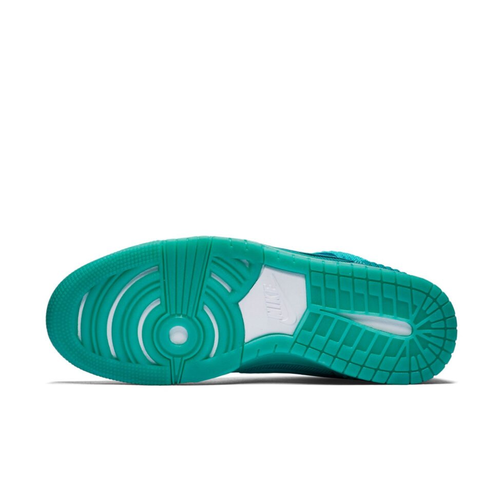 Nike Dunk CMFT Premium 'Light Retro' 705433-400 - Image 6