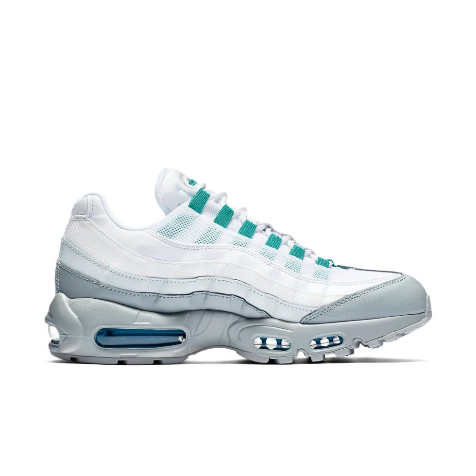 Nike Air Max 95 Essential 'Clear Emerald' 749766-032 - Image 2
