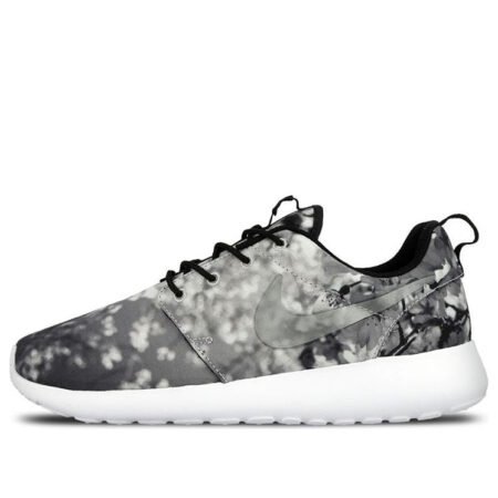 (WMNS) Nike Roshe One 'Wolf Grey' 819960-001