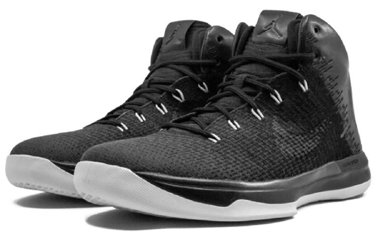 Air Jordan 31 'Black Cat' 845037-010 - Image 2