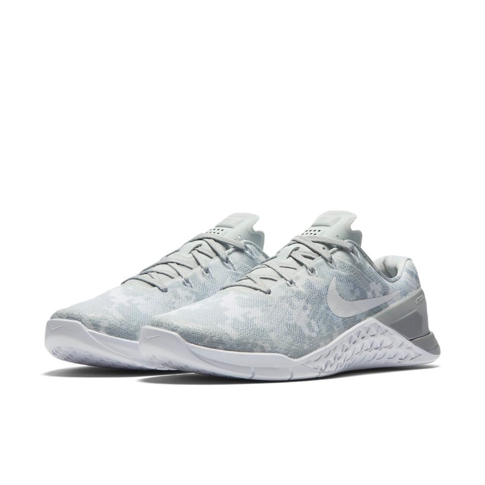 (WMNS) Nike Metcon 3 AMP 'Grey Digi Camo' 849808-002 - Image 3