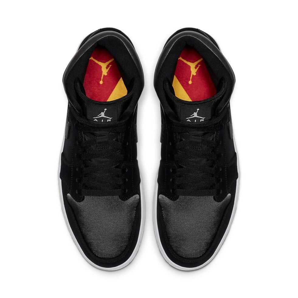 Air Jordan 1 Mid SE Nylon 'Black Grey' 852542-012 - Image 4