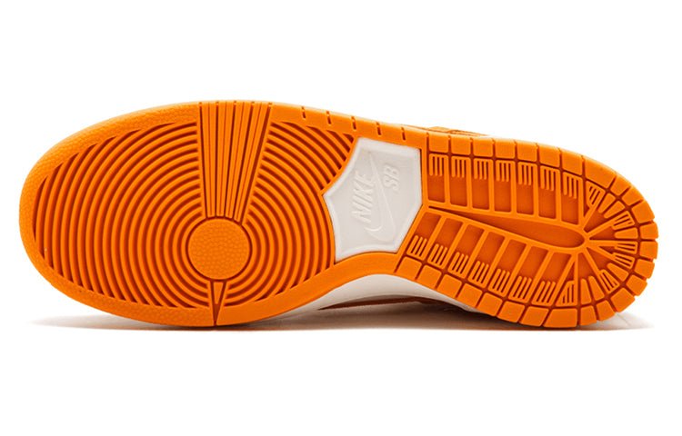Nike Zoom SB Dunk Low Pro 'Circuit Orange' 854866-881 - Image 4