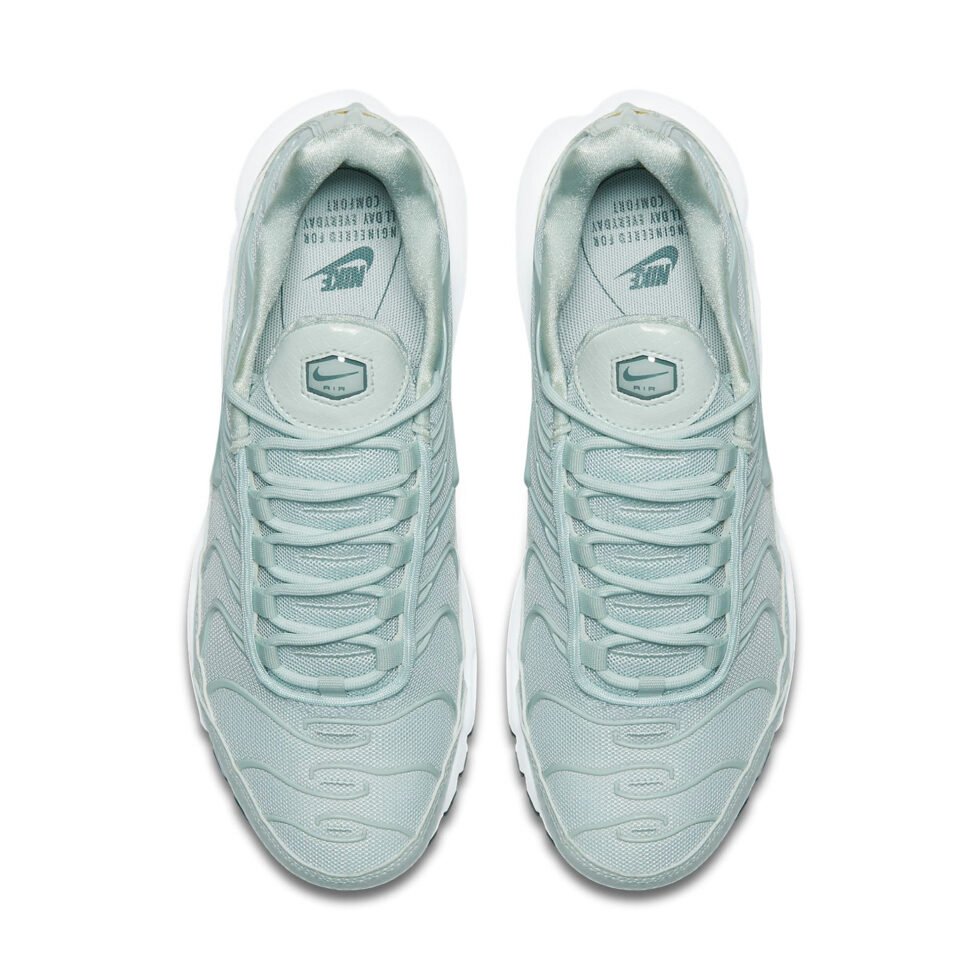 (WMNS) Nike Air Max Plus SE 'Barely Grey' 862201-005 - Image 5