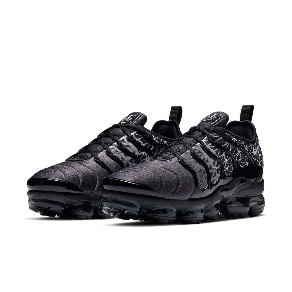 Nike Air VaporMax Plus 'Geometric' 924453-017 - Image 3