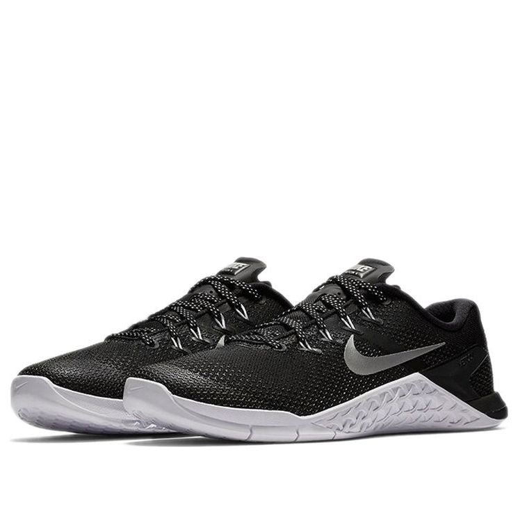(WMNS) Nike Metcon 4 'Black Metallic Silver' 924593-001 - Image 2