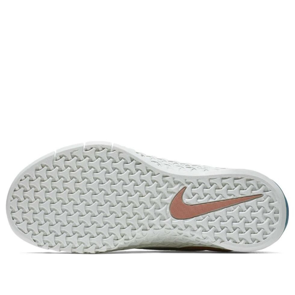 (WMNS) Nike Metcon 4 'Particle Beige' 924593-240 - Image 6