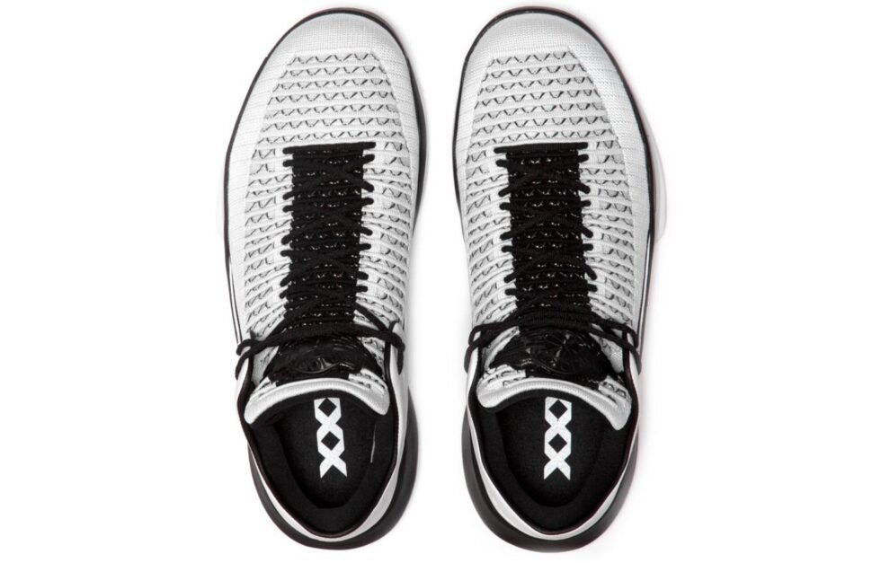 Air Jordan 32 Low 'Wing It' AA1256-102 - Image 4