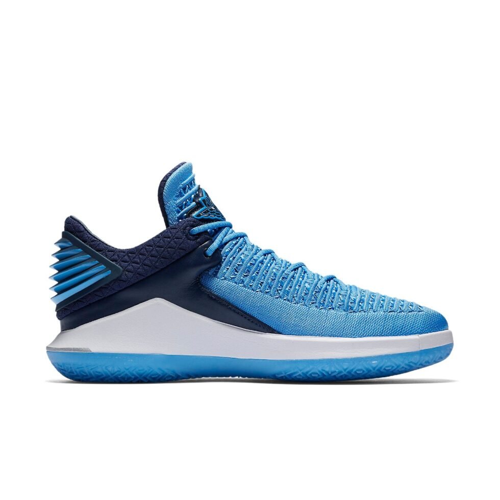 Air Jordan 32 Low 'Win Like '82' AA1256-401 - Image 6