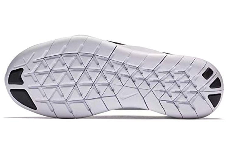 (WMNS) Nike Free RN CMTR 2018 'Black White' AA1621-001 - Image 5