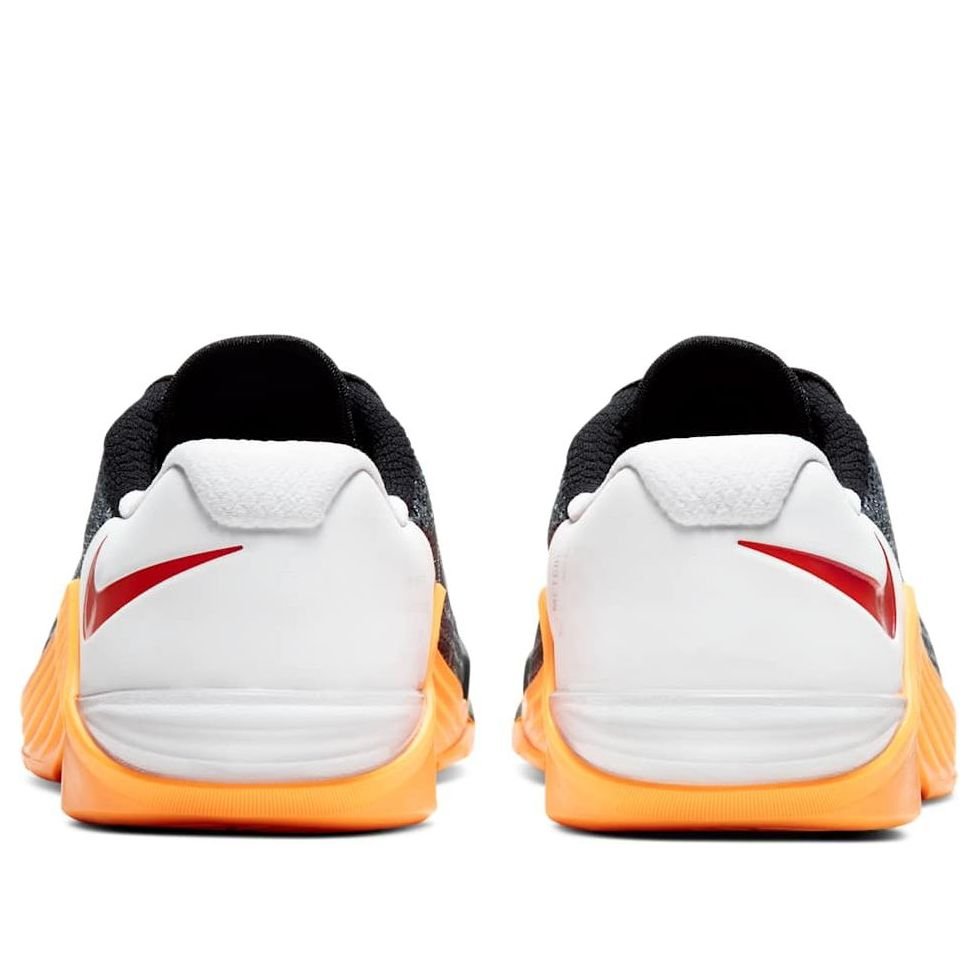 (WMNS) Nike Metcon 5 'Black Laser Orange' AO2982-081 - Image 5