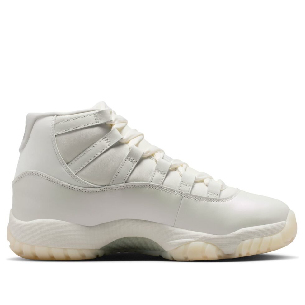 (WMNS) Air Jordan 11 Retro 'Pearl' AR0715-110 - Image 6