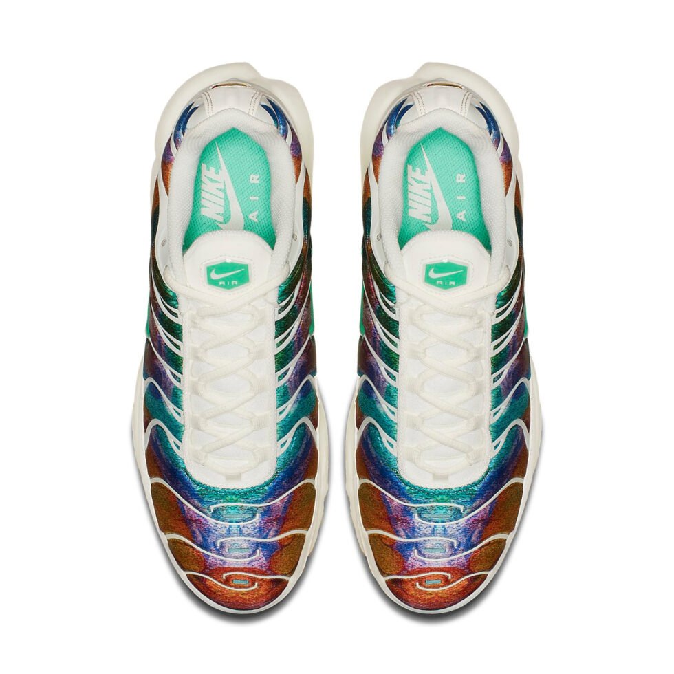 Nike Air Max Plus 'Alternate Galaxy' AR1949-100 - Image 5