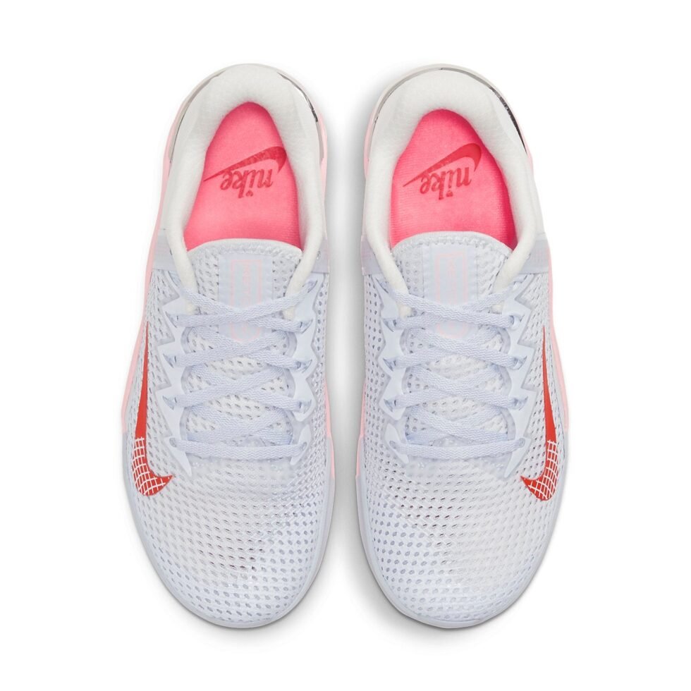 (WMNS) Nike Metcon 6 'Grey Arctic Punch' AT3160-001 - Image 4