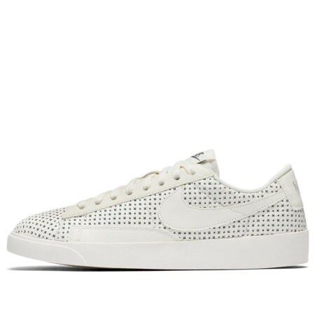 (WMNS) Nike Blazer Low SE 'White' AV9374-100