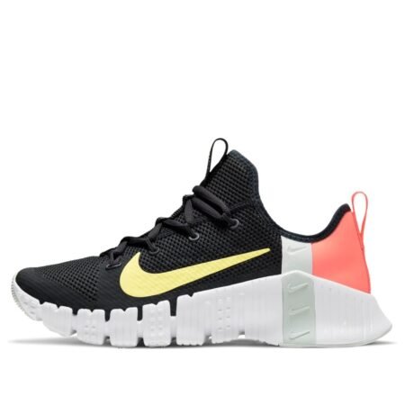 (WMNS) Nike Free Metcon 3 'Black Bright Mango' CJ6314-020