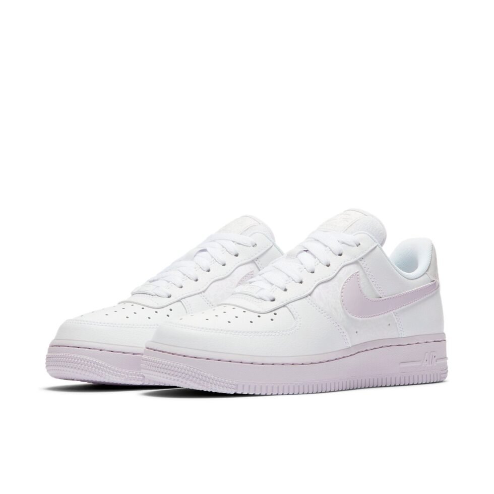 (WMNS) Nike Air Force 1 '07 'White Barely Grape' CU3449-100 - Image 3