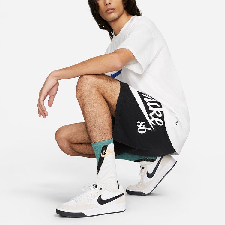 Nike AS Men's NK SB Skateboard ESSNTL SUNDAY Short Black CV4346-010 - Image 3