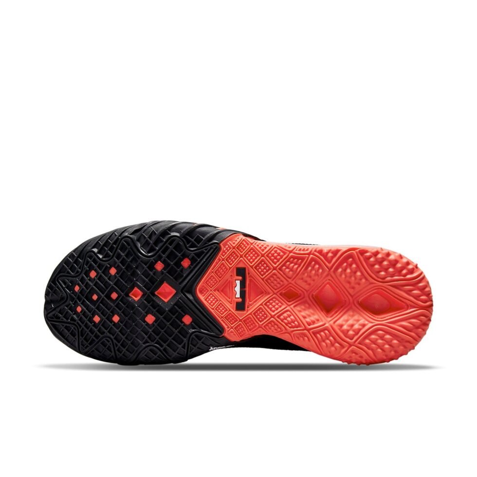 Nike LeBron 18 Low 'Heart of Lion' CV7562-002 - Image 6