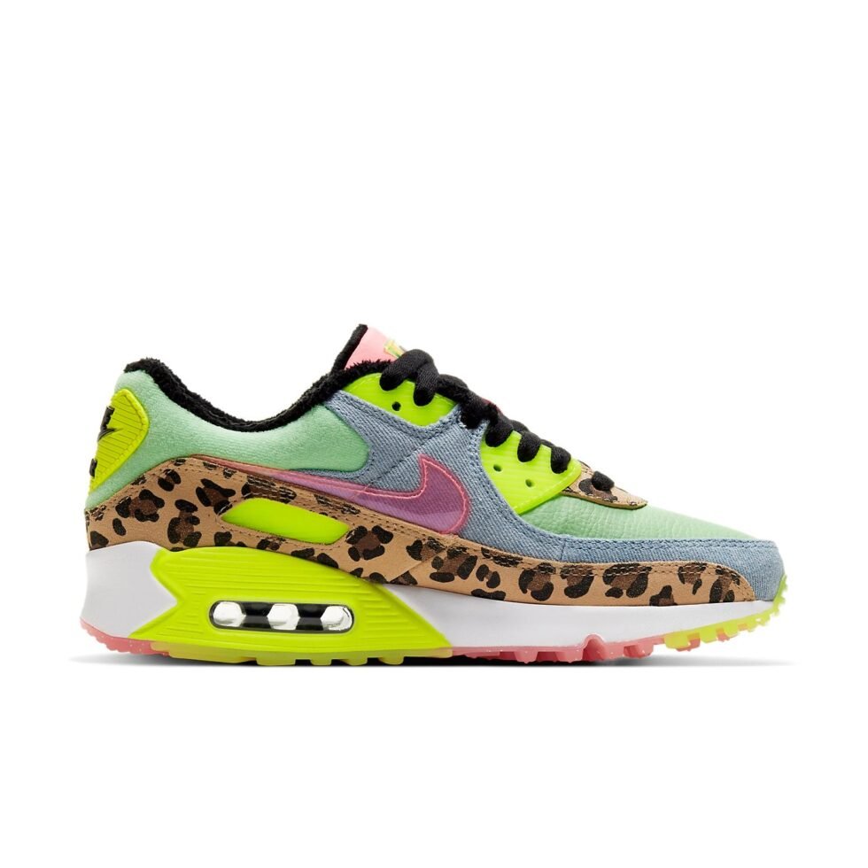 (WMNS) Nike Air Max 90 LX 'Illusion Green' CW3499-300 - Image 2