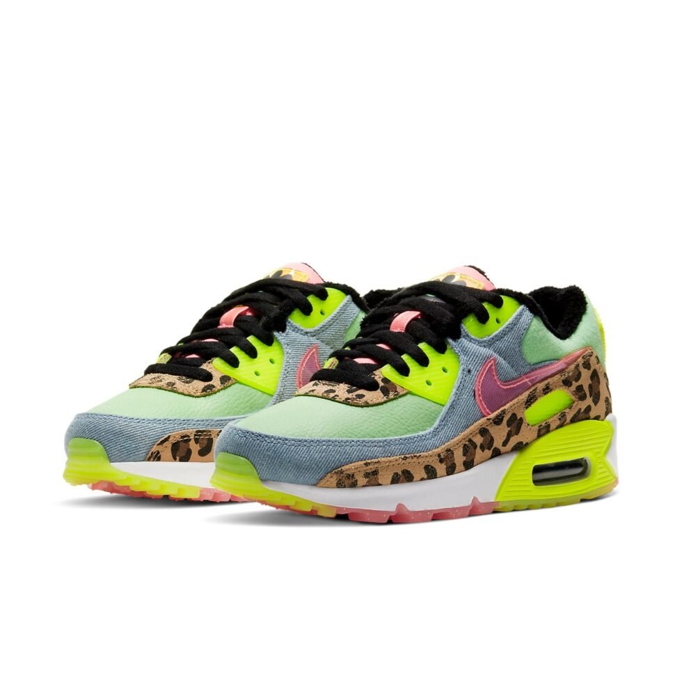 (WMNS) Nike Air Max 90 LX 'Illusion Green' CW3499-300 - Image 3