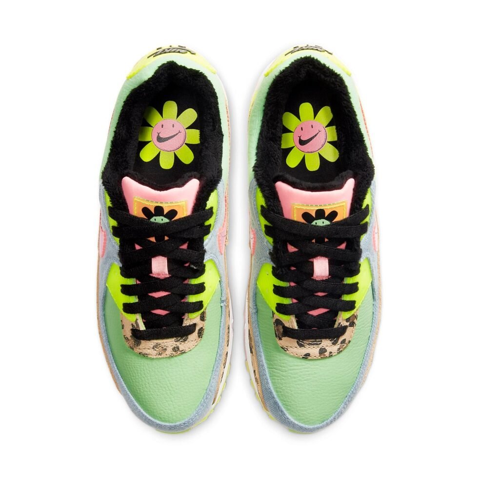 (WMNS) Nike Air Max 90 LX 'Illusion Green' CW3499-300 - Image 4
