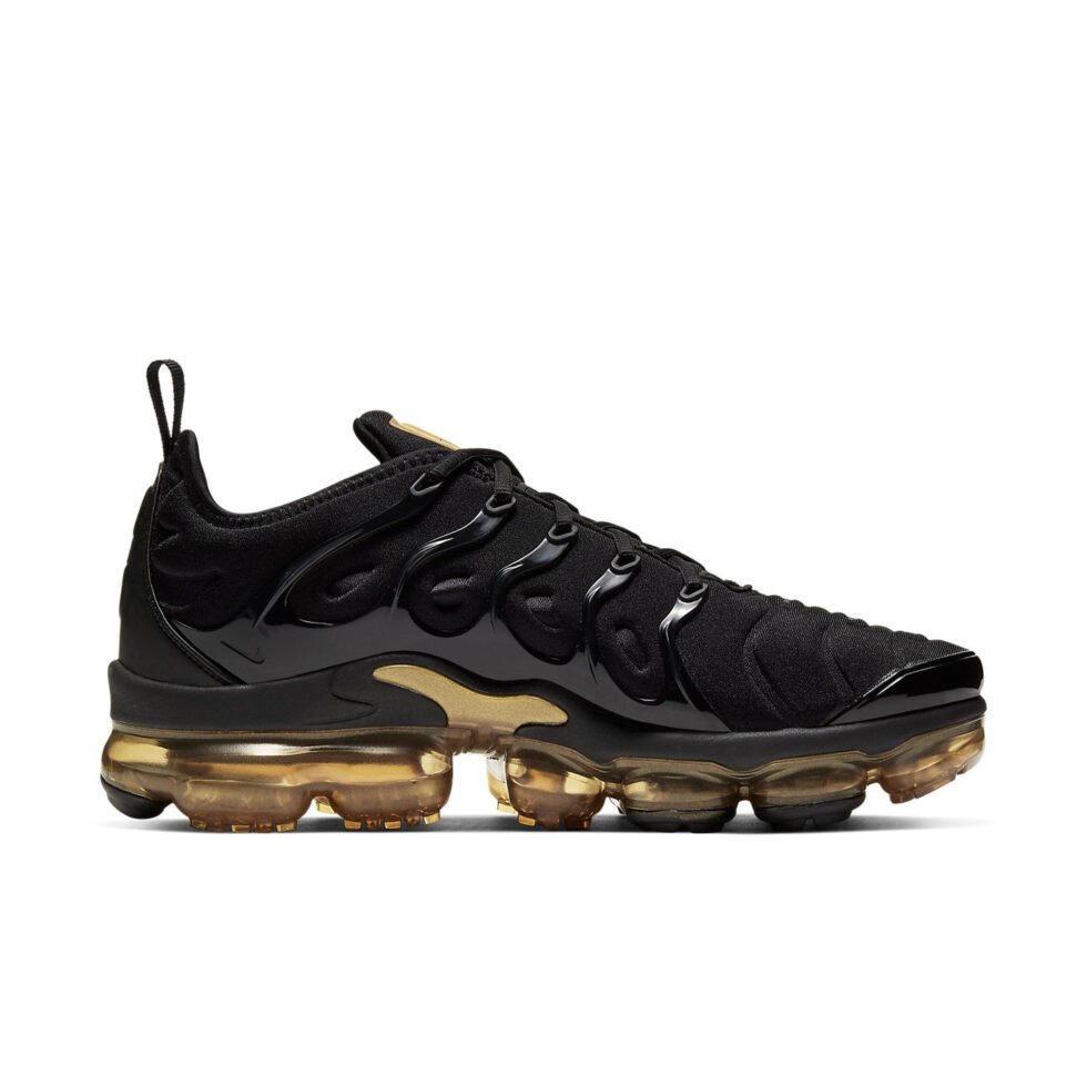Nike Air VaporMax Plus 'Triple Black Gold' CW7299-001 - Image 2