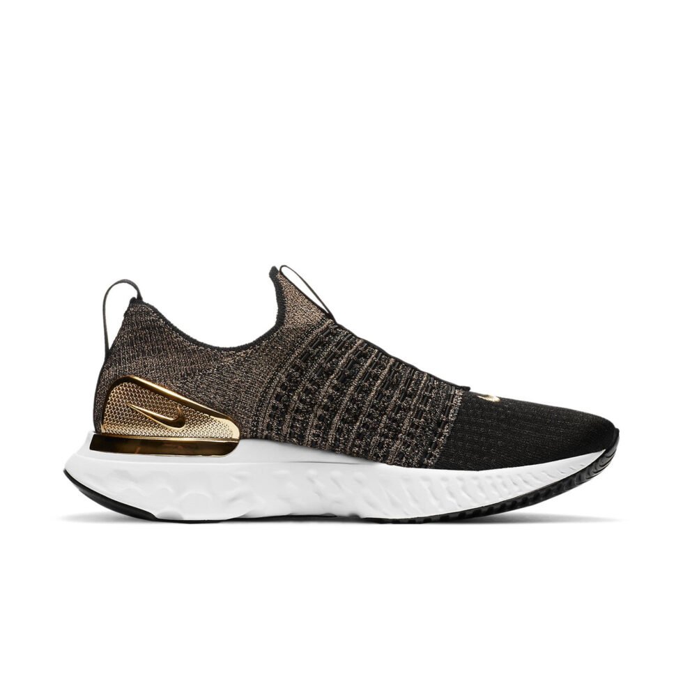 (WMNS) Nike React Phantom Run Flyknit 2 Premium 'Black Metallic Gold' CZ4830-001 - Image 2