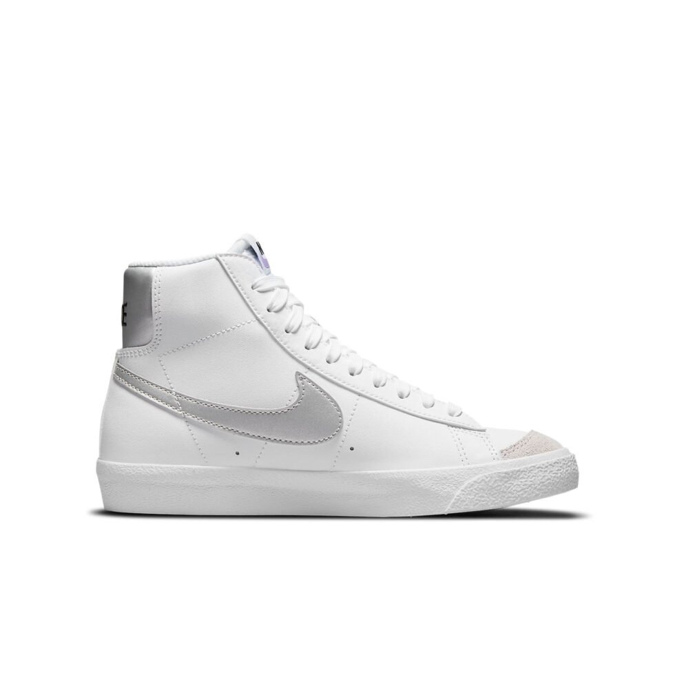 (GS) Nike Blazer Mid '77 'White Metallic Silver' DA4086-101 - Image 2