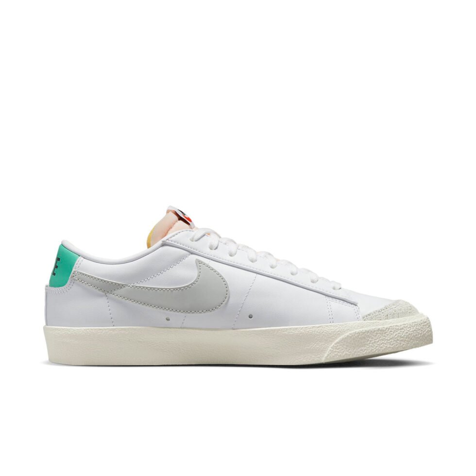 Nike Blazer Low '77 Vintage 'White Grey Light Menta' DA6364-109 - Image 2