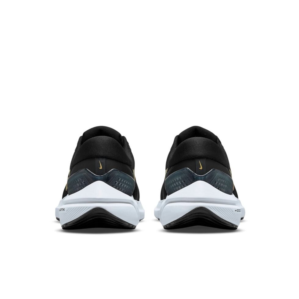 (WMNS) Nike Air Zoom Vomero 16 'Black Metallic Gold' DA7698-003 - Image 5