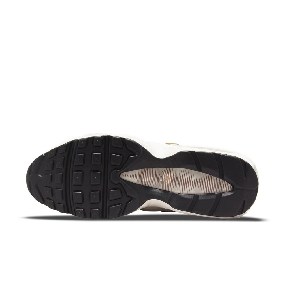 Nike Air Max 95 'Dark Driftwood' DB0250-100 - Image 6