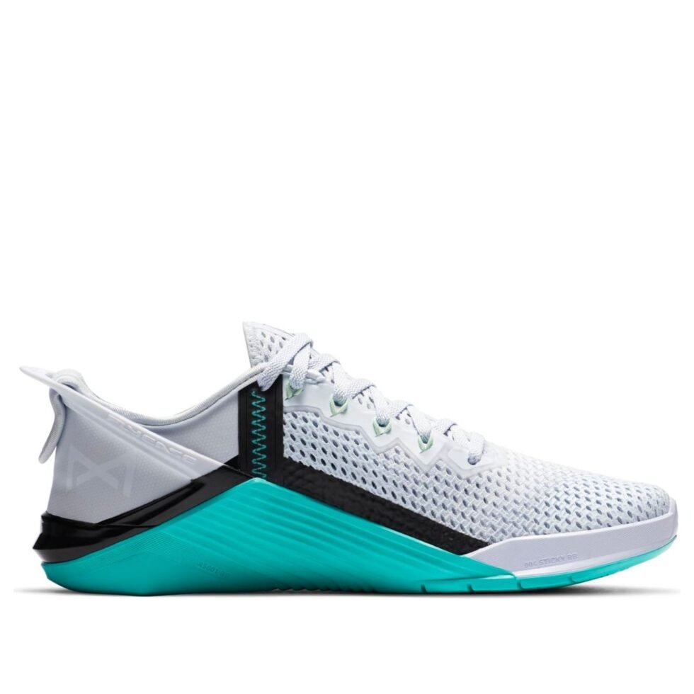 (WMNS) Nike Metcon 6 FlyEase 'Grey Oracle Aqua' DB3794-020 - Image 2