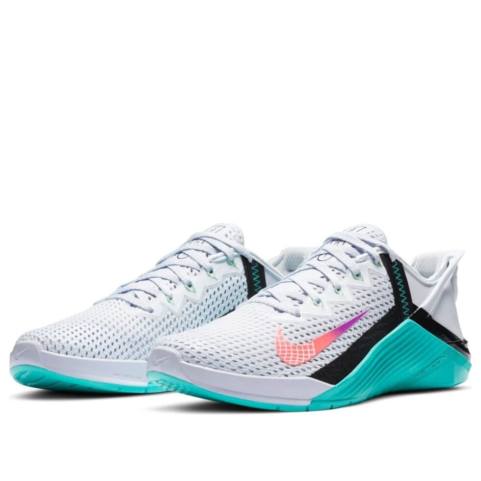 (WMNS) Nike Metcon 6 FlyEase 'Grey Oracle Aqua' DB3794-020 - Image 3
