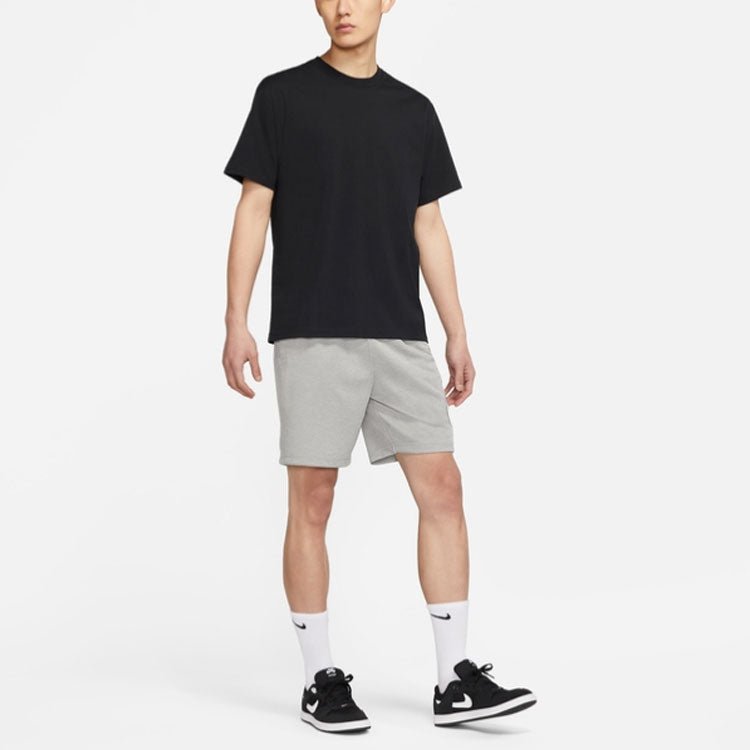 Nike SB Skateboard Solid Color Loose Sports Skateboard Black DB9976-010 - Image 4