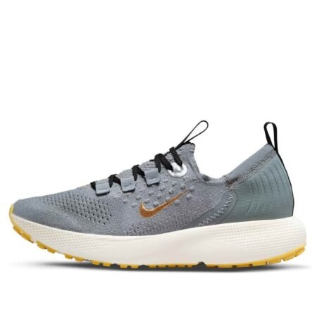 (WMNS) Nike React Escape Run Flyknit 'Cool Grey Metallic Gold Coin' DC4269-003