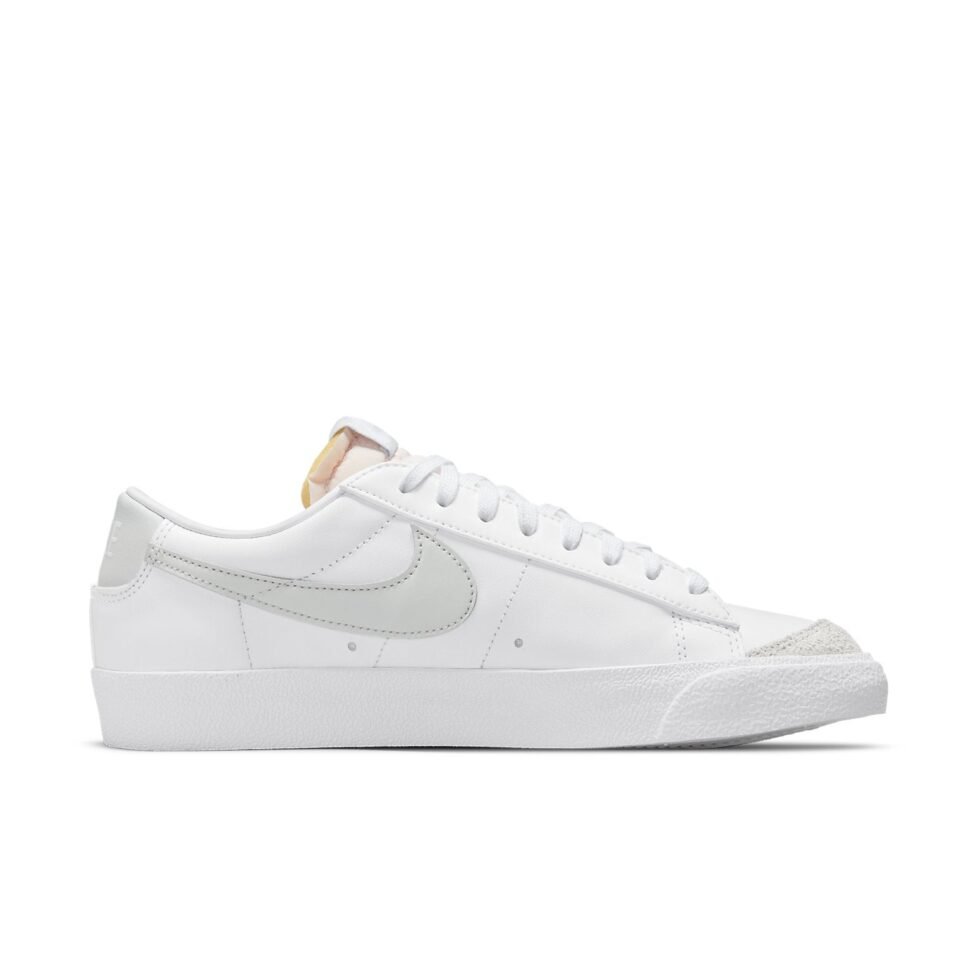 (WMNS) Nike Blazer '77 Low 'White Grey' DC4769-100 - Image 2