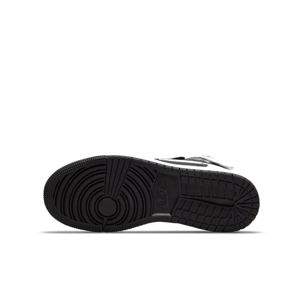 (GS) Air Jordan 1 High FlyEase 'Black White' DC7986-011 - Image 6