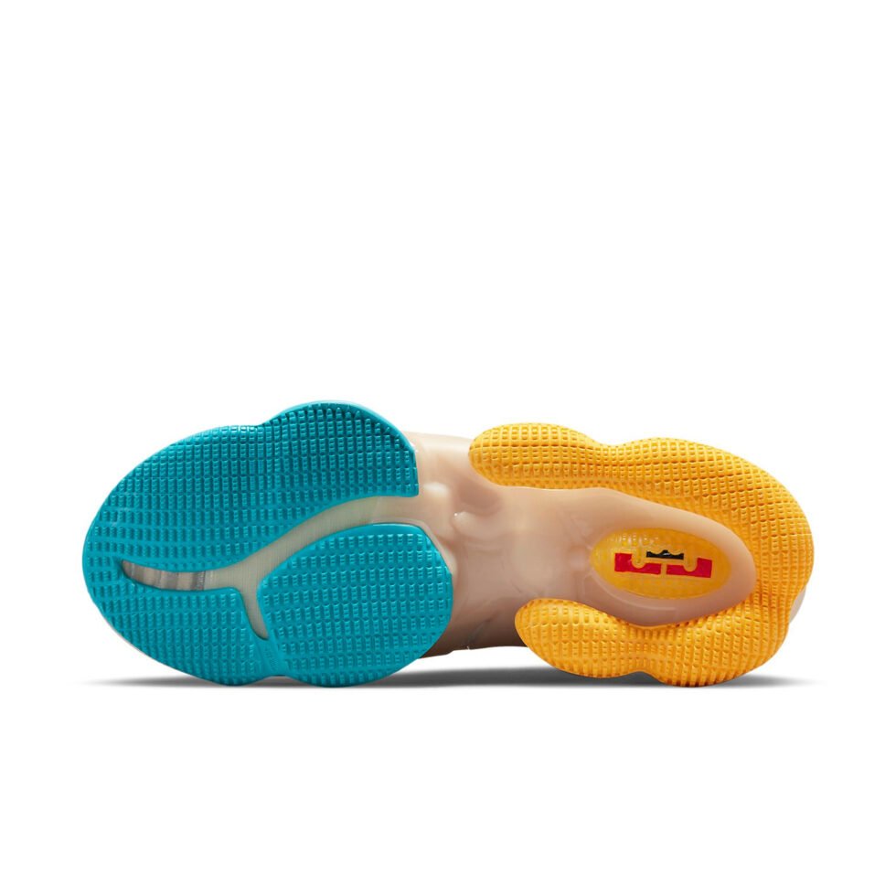 Nike LeBron 19 'Minneapolis Lakers' DC9339-200 - Image 6