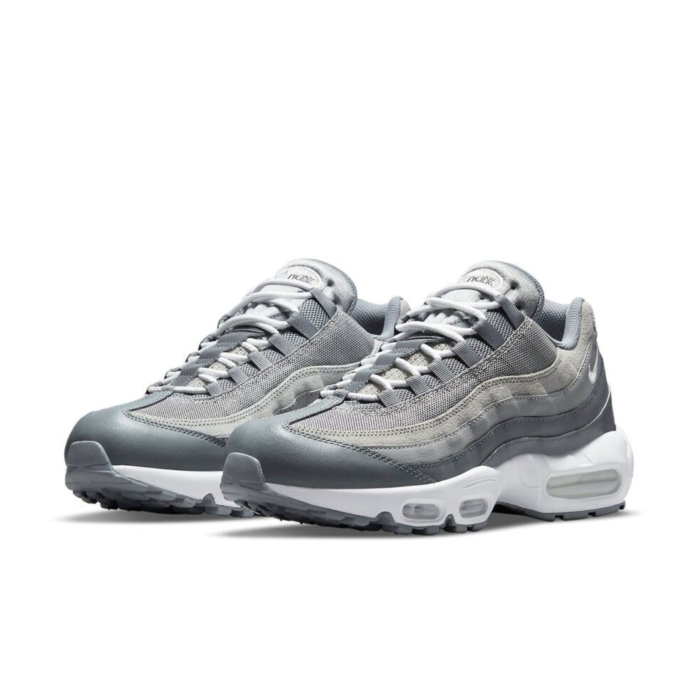 Nike Air Max 95 'Medium Grey' DC9844-001 - Image 3