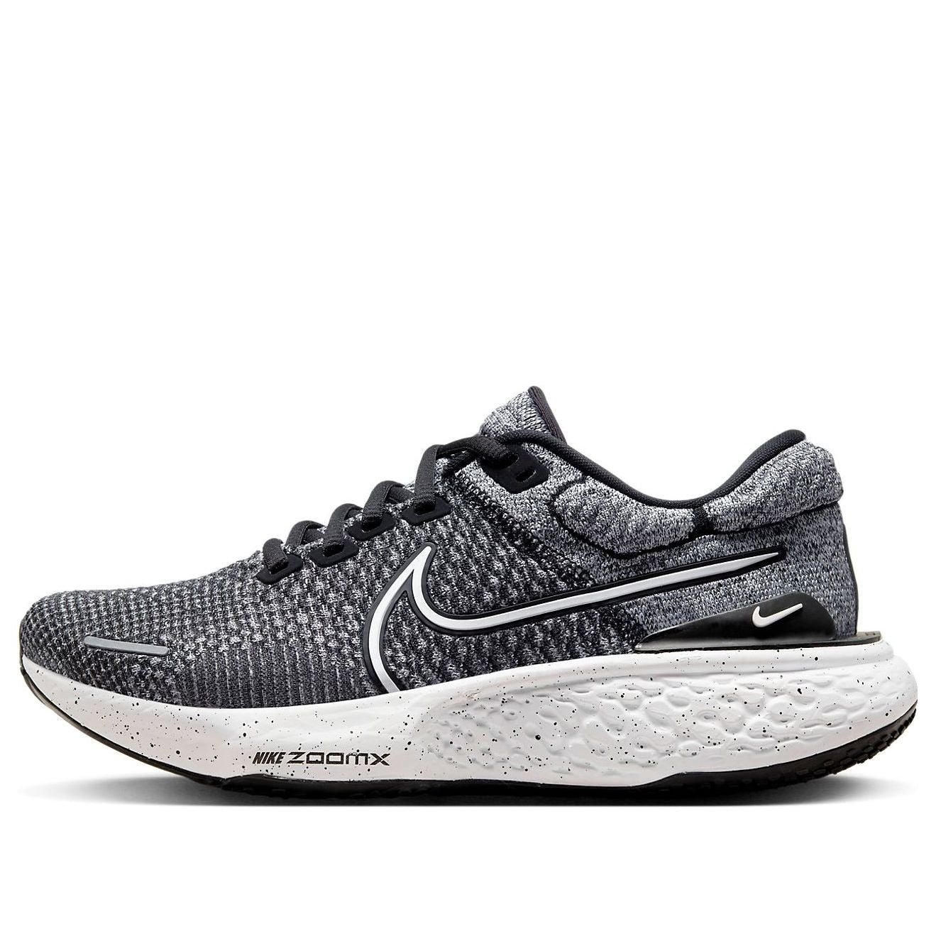 (WMNS) Nike ZoomX Invincible Run Flyknit 2 'Black White' DC9993-103