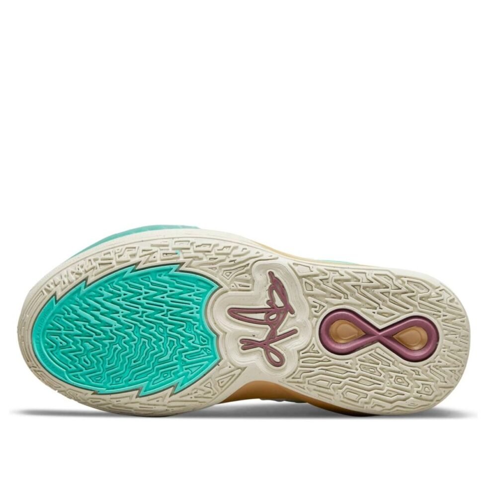 (GS) Nike Sue Bird x Kyrie Infinity 'Golden Tribute' DD0334-002 - Image 6