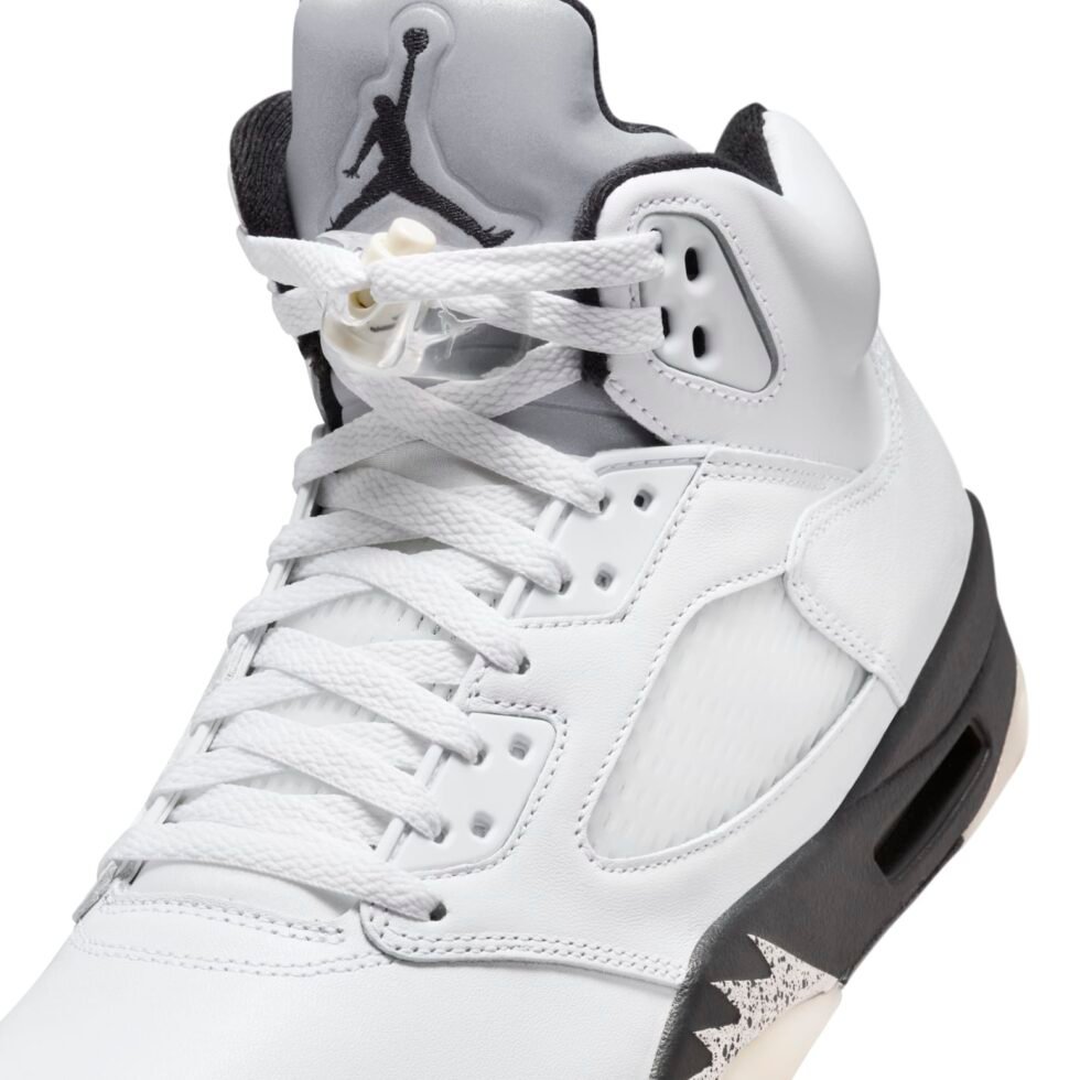 Air Jordan 5 'White Black' DD0587-110 - Image 7