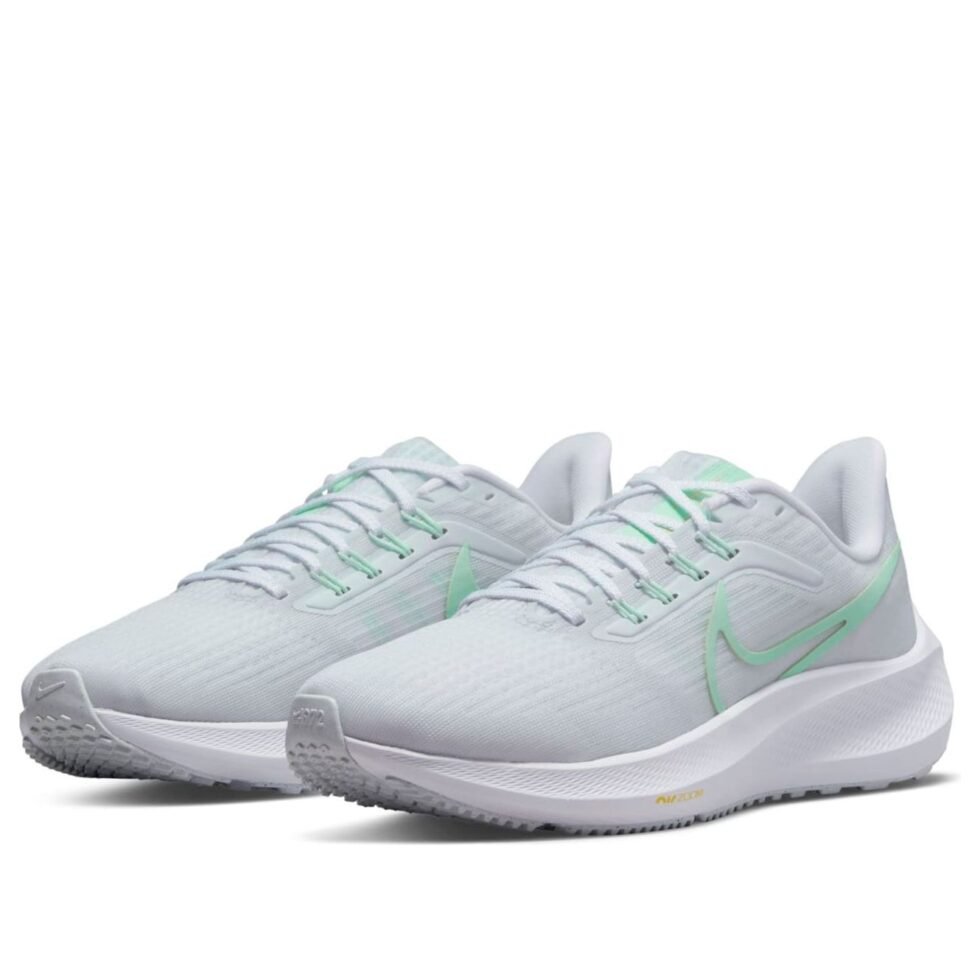 (WMNS) Nike Air Zoom Pegasus 39 'Pure Platinum Barely Green' DH4072-102 - Image 3