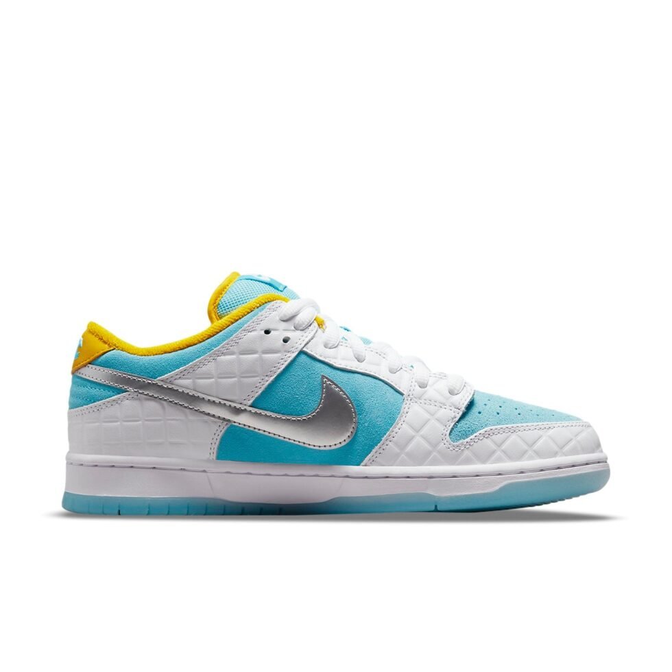 Nike x FTC SB Dunk Low 'Lagoon Pulse' DH7687-400 - Image 2