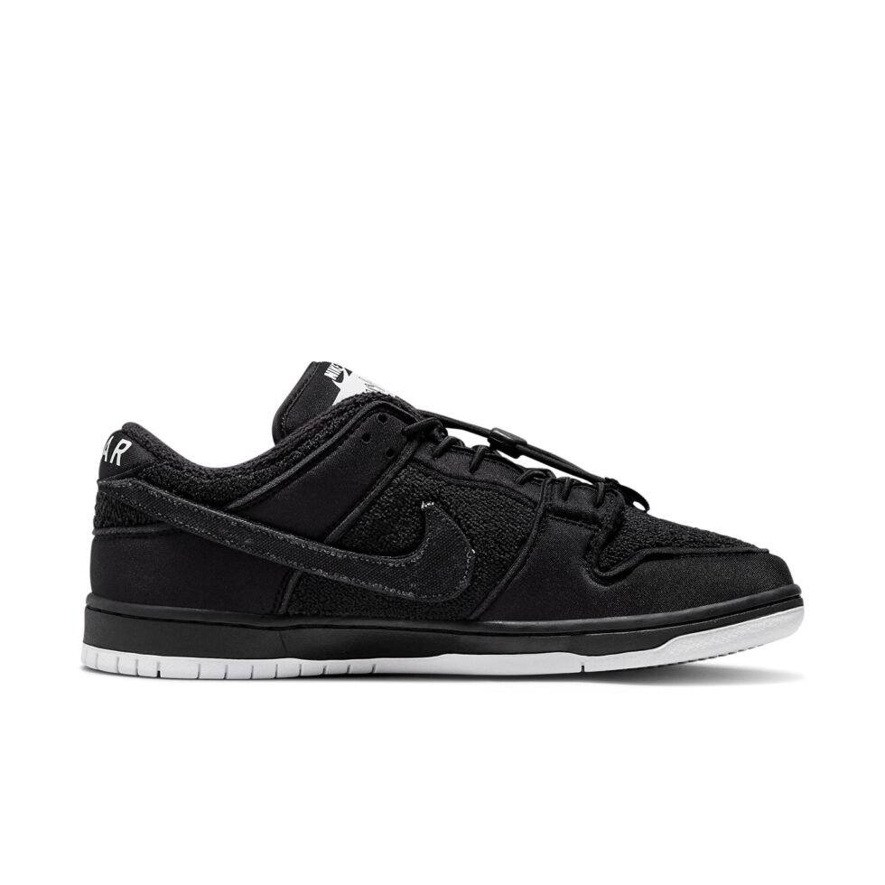 Nike x Gnarhunters SB Dunk Low 'Black' DH7756-010 - Image 2